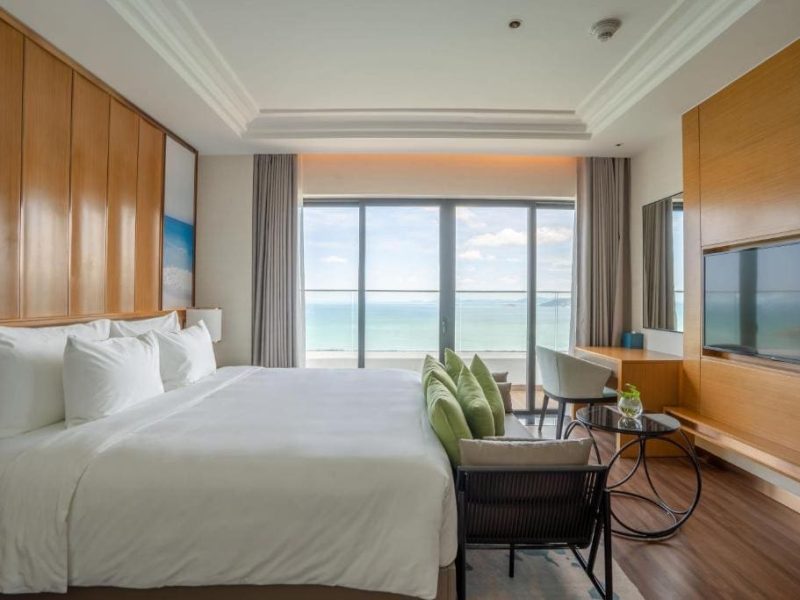 Three-bedroom Suite Oceanview