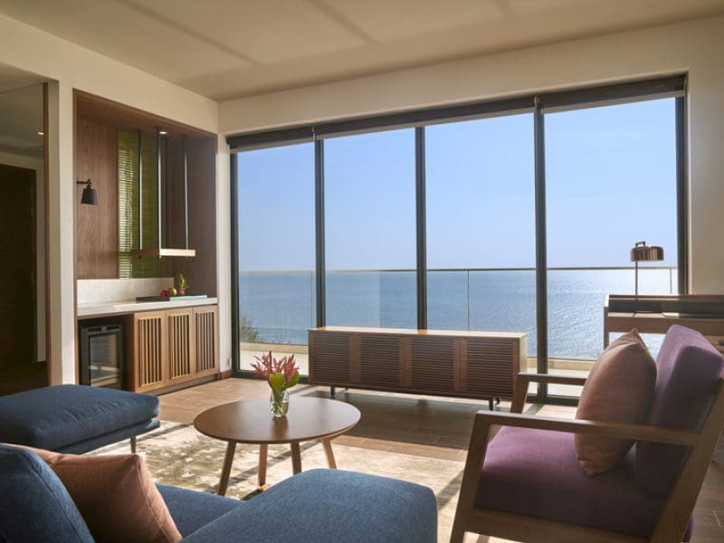 Sea View Suite Room with Balcony